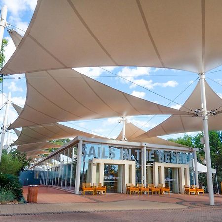 Sails In The Desert Ayers Rock Exterior foto