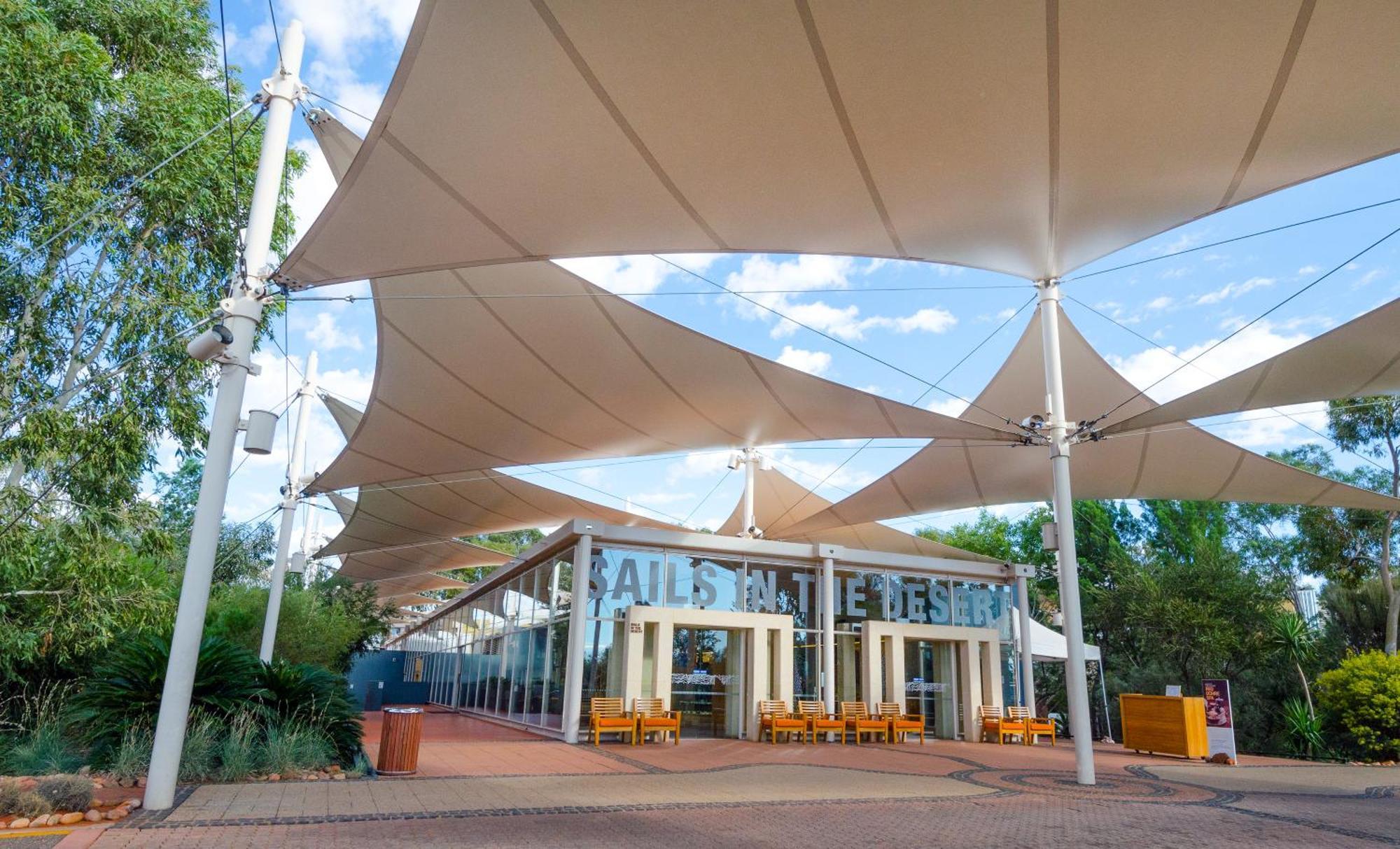 Sails In The Desert Ayers Rock Exterior foto