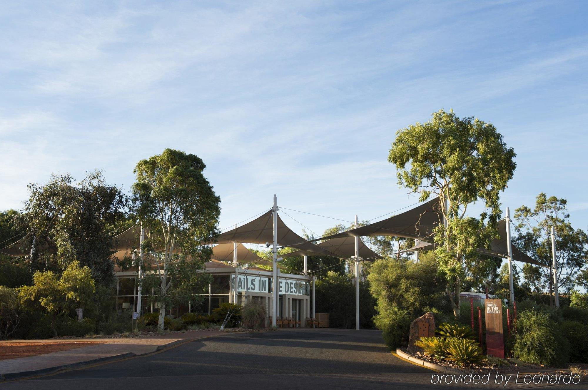 Sails In The Desert Ayers Rock Exterior foto