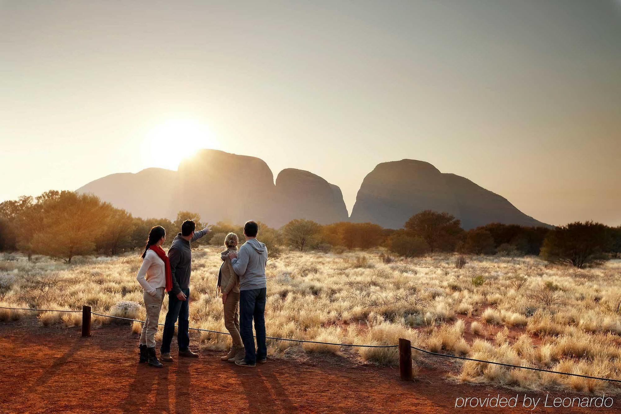 Sails In The Desert Ayers Rock Exterior foto