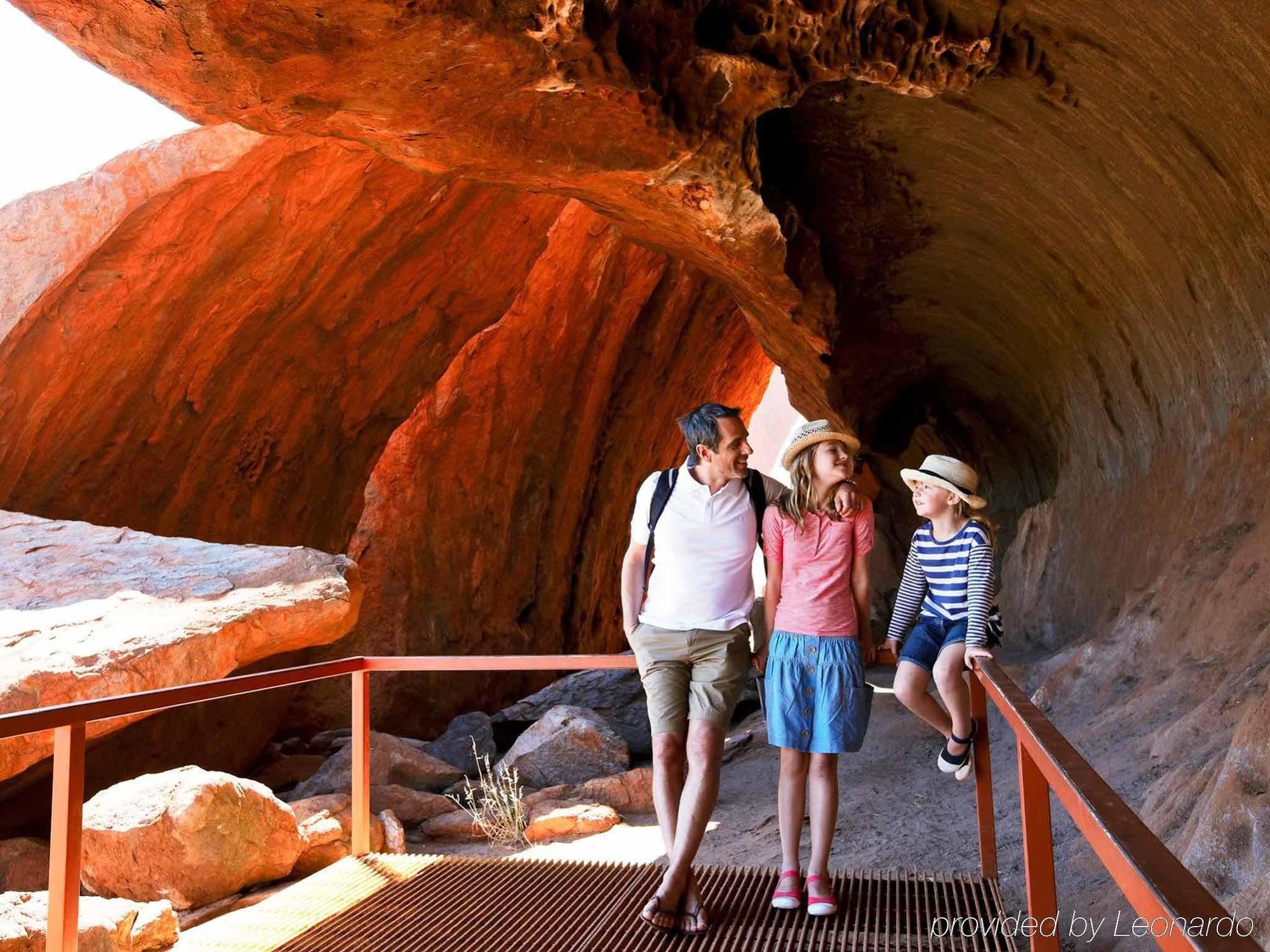 Sails In The Desert Ayers Rock Exterior foto