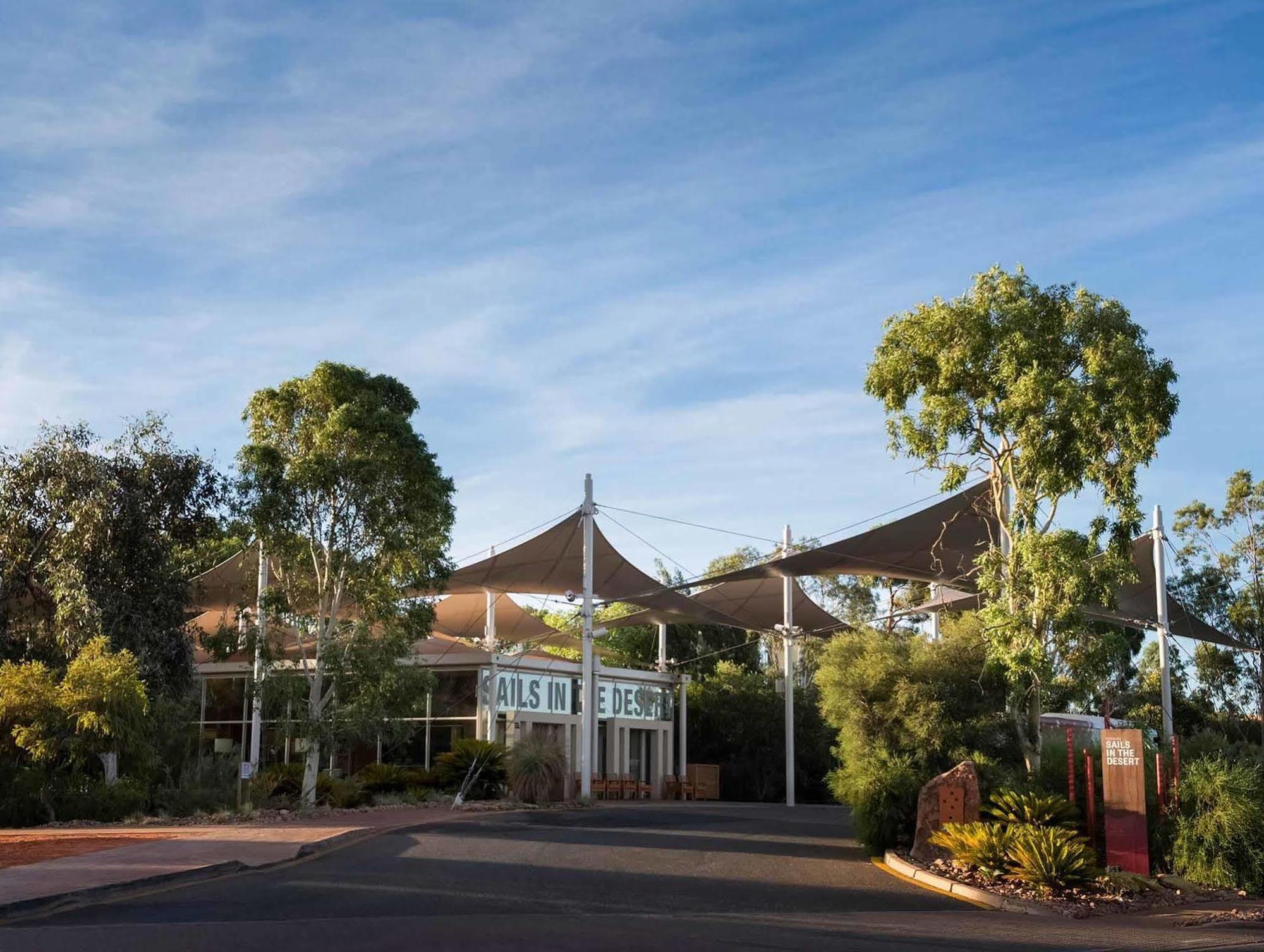 Sails In The Desert Ayers Rock Exterior foto